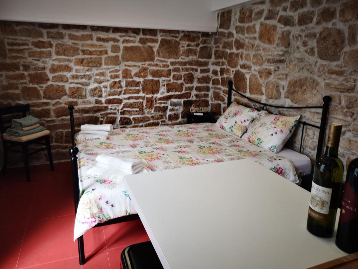 Littel Studio Franceska Йезера Екстериор снимка